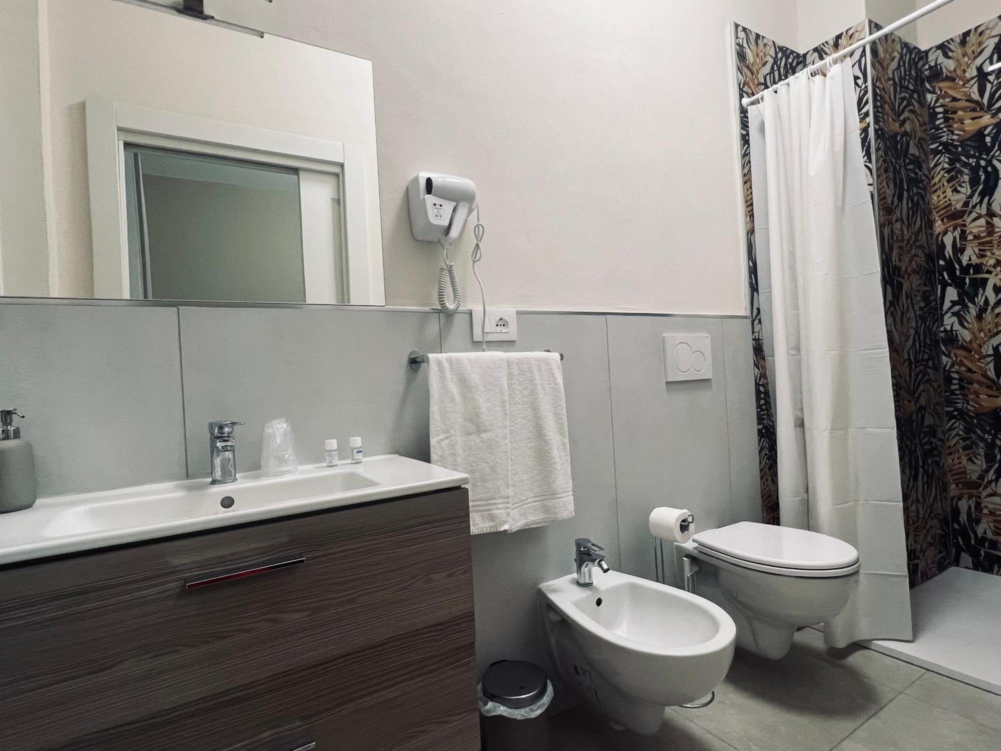 Il Galileo Rooms Pisa Luaran gambar